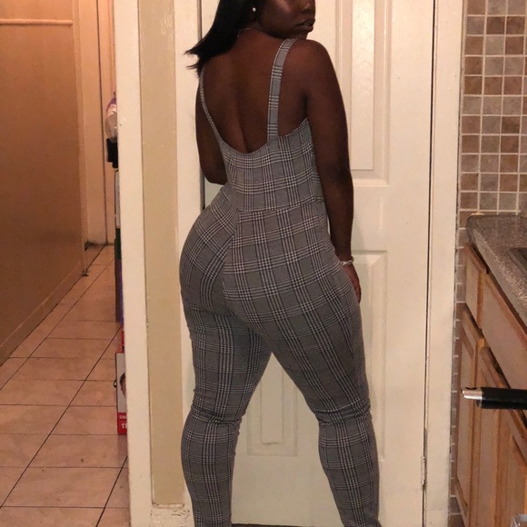 ✨Small Left✨Plaid jumpsuit - Picture 2 of 6